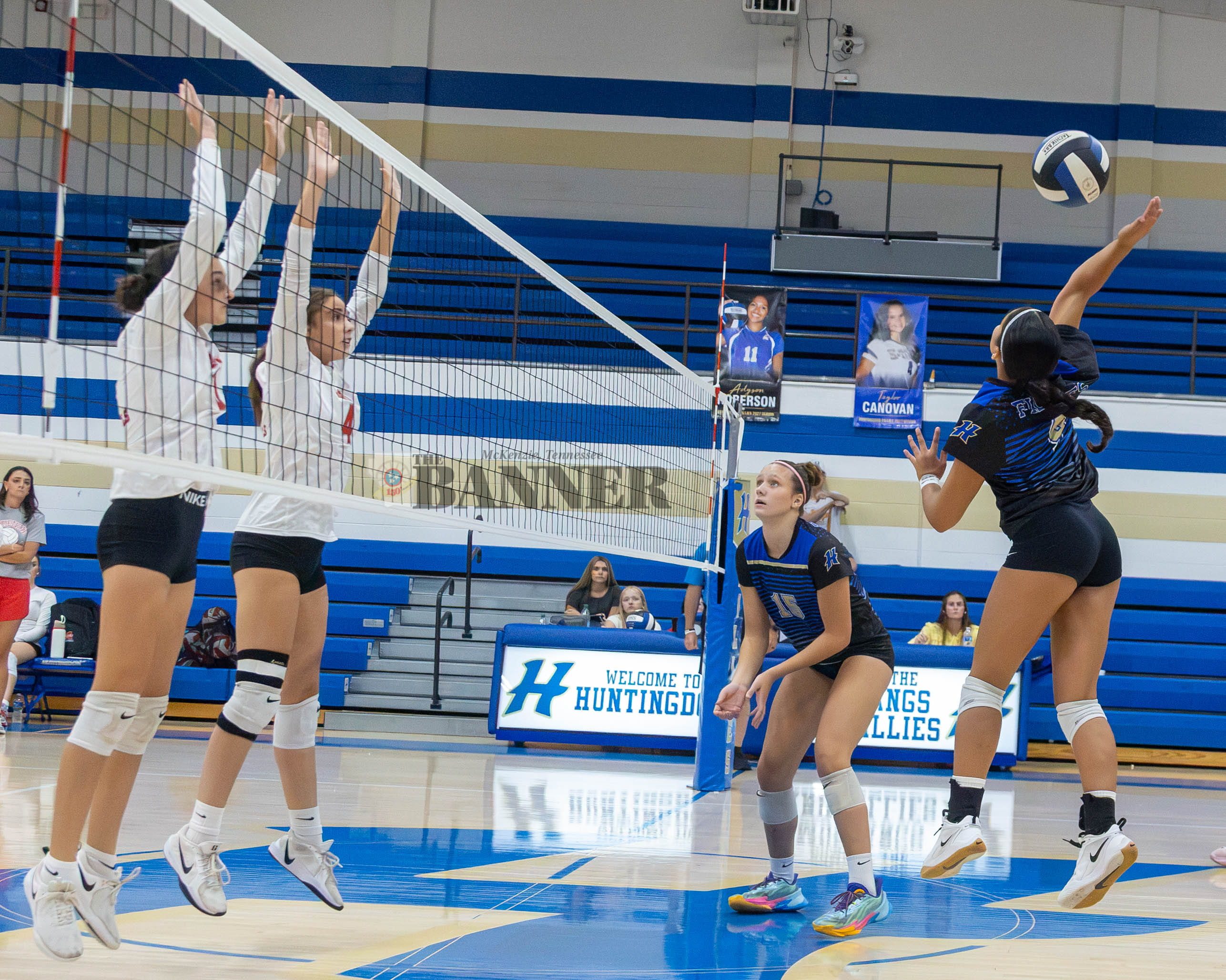 Huntingdon defeats McKenzie 3-0 in volleyball action