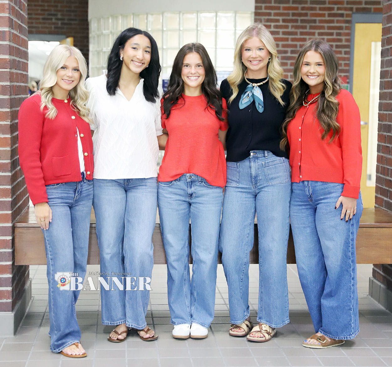 web-MHS-homecoming-royalty-2026-IMG_1351