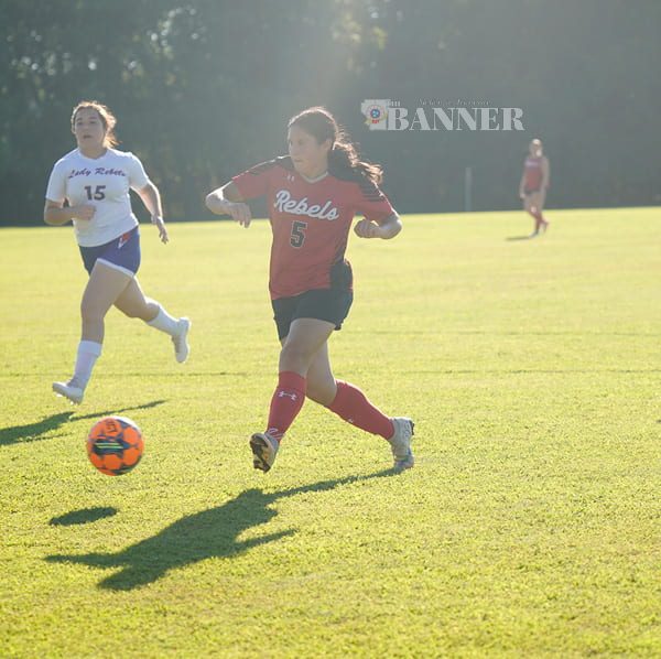 web2-MHSvOCC-soccer-Barksdale_DSC4447