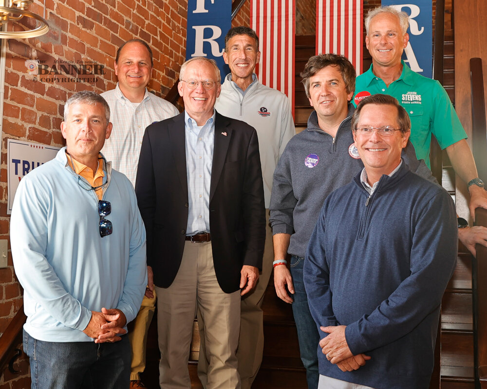 Republican Bus Tour Stops in Huntingdon