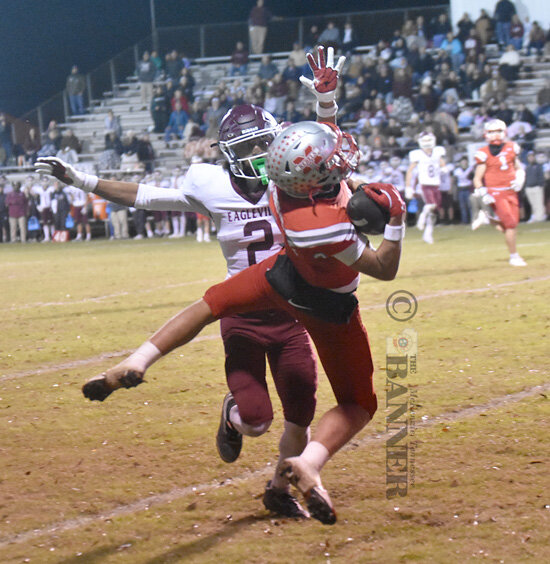 20241118-180849-fb6-web2-MHS-FB-Brown-catch-DSC_0059.jpg