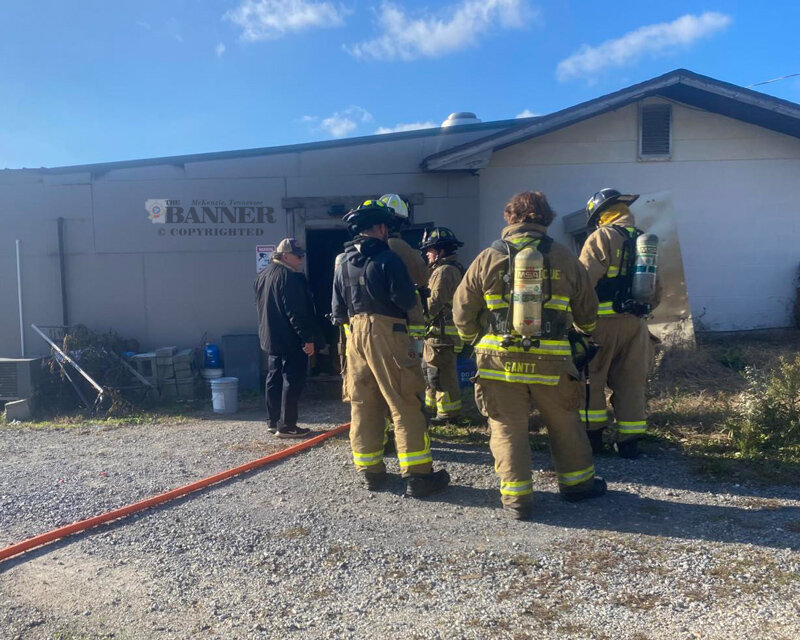 Henry Restaurant Damaged in Fire