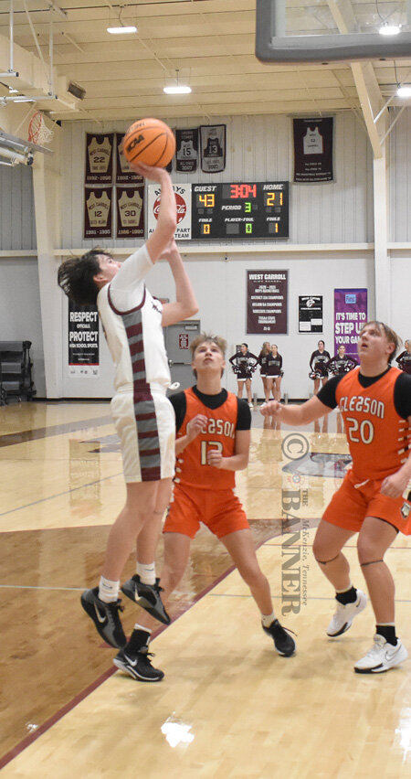 Gleason Sweeps West Carroll