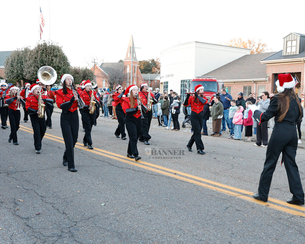 20241209-144120-5a5-web2-mck-band-christmas-2024_61A4988.jpg
