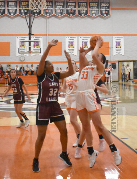 20241216-182717-1ea-web2-WCatGHS-BB-Arnold-DSC_0008.jpg