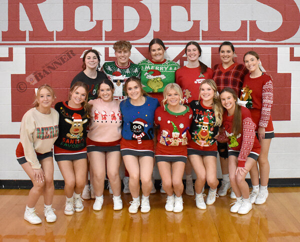 20241216-182712-b40-web2-RSatMHS-BB-xmascheer-DSC_0043.jpg