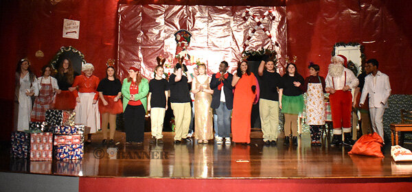 MHS Theater Presents ‘A Christmas Extravaganza’