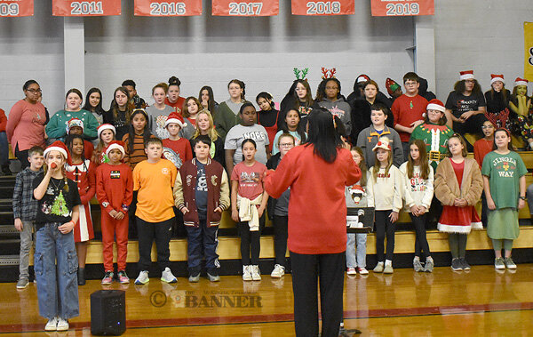McKenzie Middle School Presents Christmas Program
