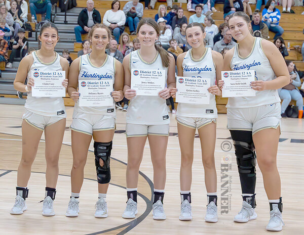 20250224-141757-39d-web2-Fillies-Award-Winners.jpg
