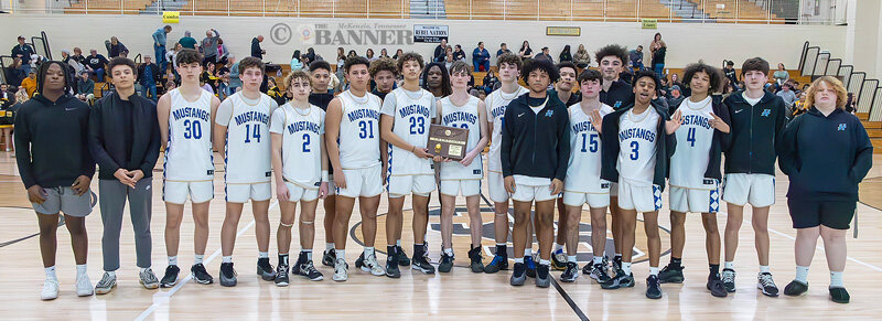 Mustangs Win District Title