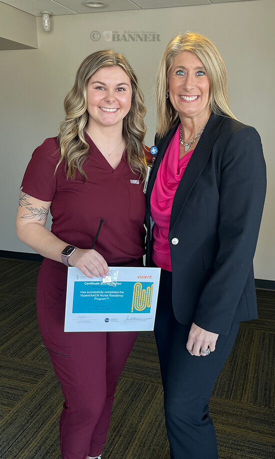 Shelby Tucker Completes Nurse Residency Program