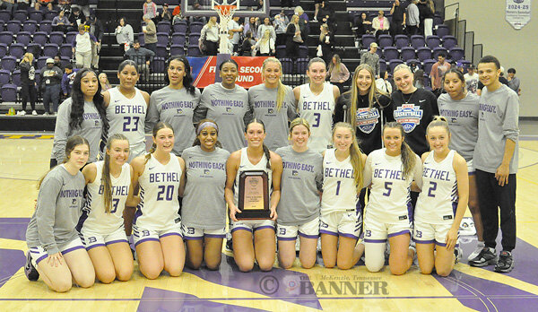 Lady Wildcats Advance to Round of 16 with Home Wins