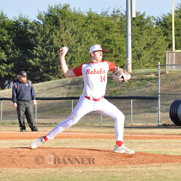 Rebels Tame Bulldogs, 11-1