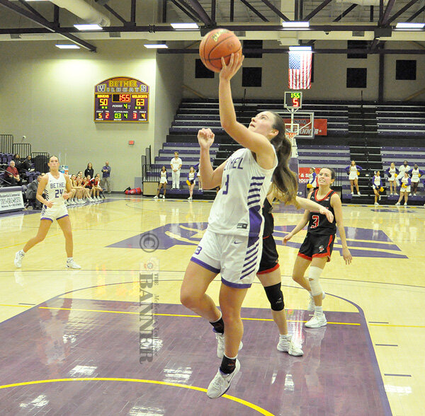 20250331-145853-82d-web2-LadyCats-MicahH-DSC_0213.jpg