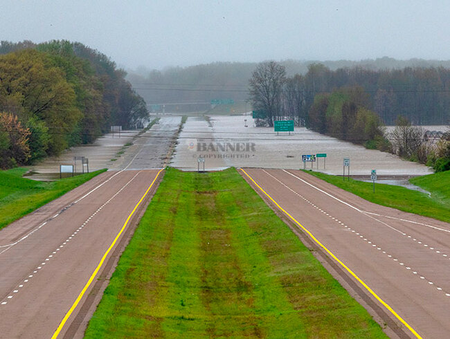 20250407-191916-a46-web2-storms-martin-170A5175.jpg