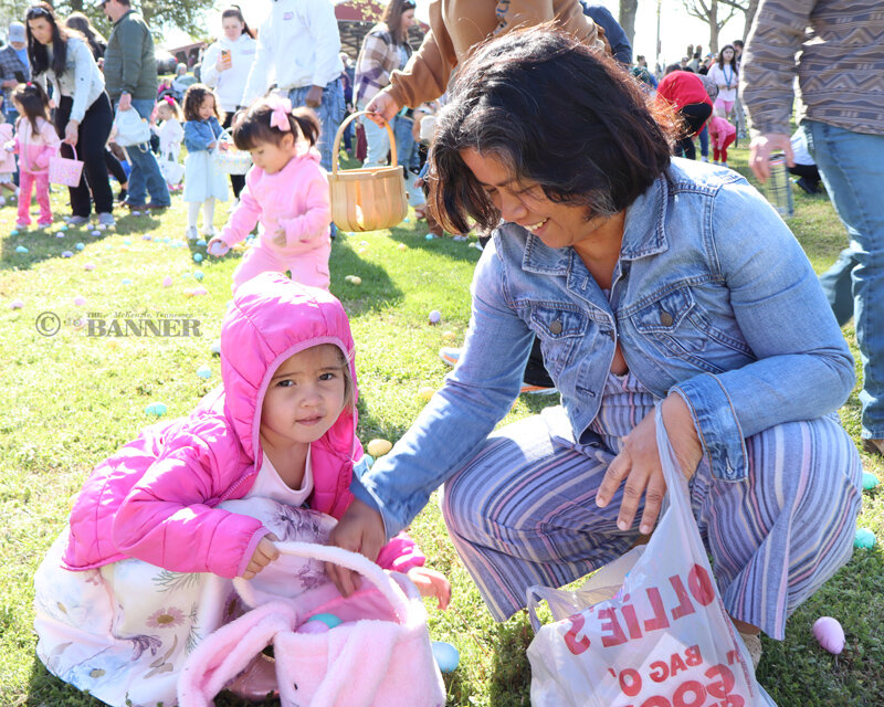 Egg Drop Draws Thousands