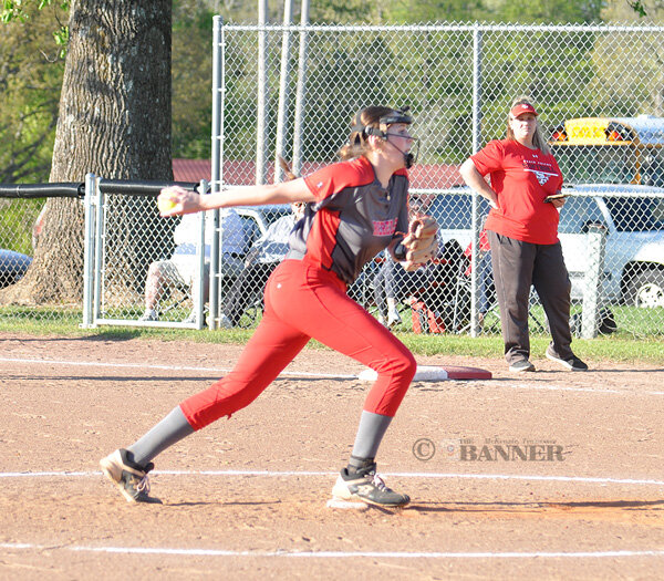 Lady Rebels Top South Fulton, 5-2