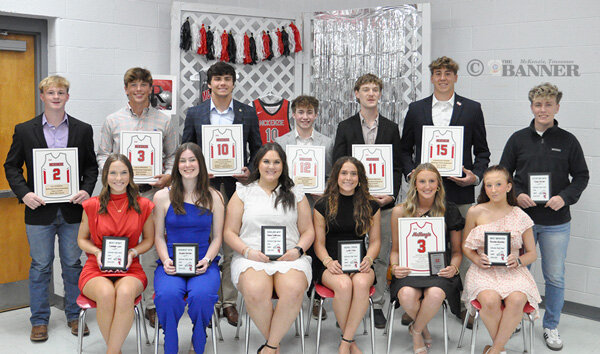 20250505-144317-10e-web2-MHS-BB-banquet-awards-DSC_0137.jpg