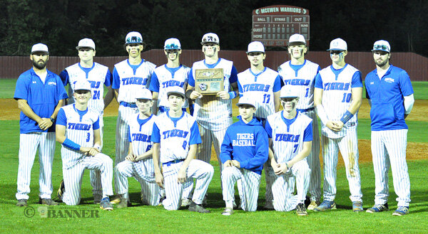 20250507-140337-8b6-web2-MHS-HRB-BB-Tigers-DSC_0161.jpg