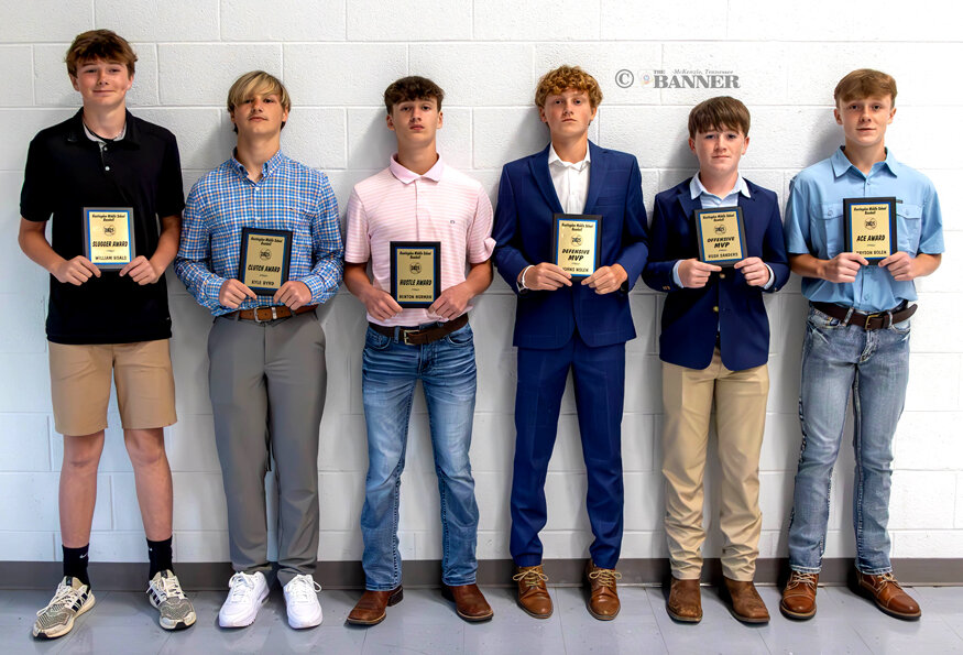20250516-124023-579-web2-hms-baseball-awards-6K8A6481-Enhanced-NR.jpg