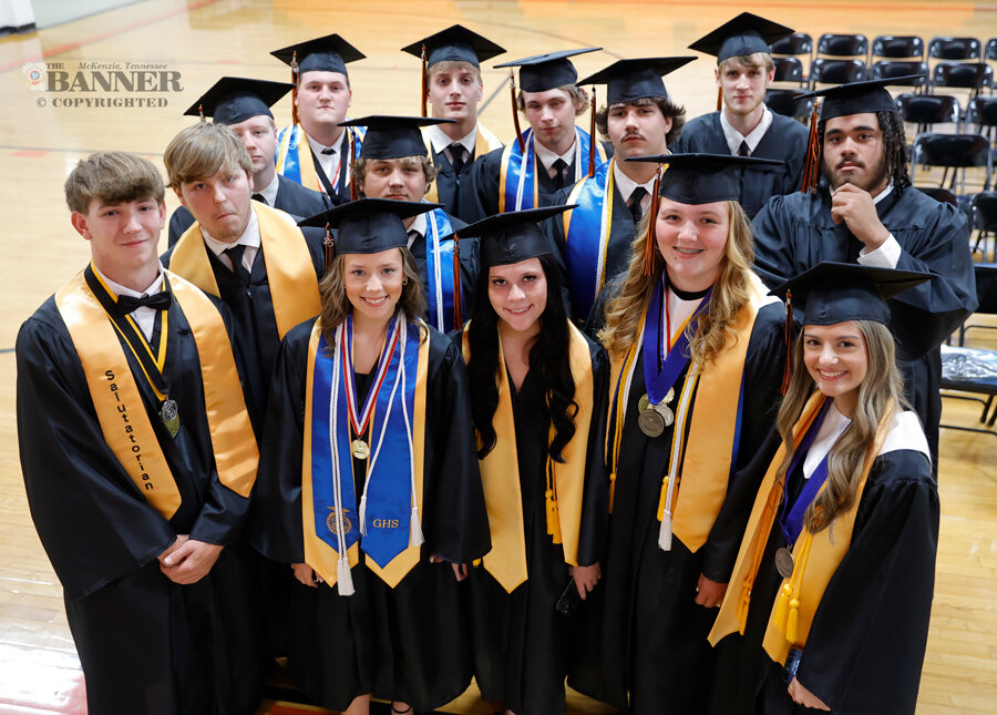 Gleason Graduates 16