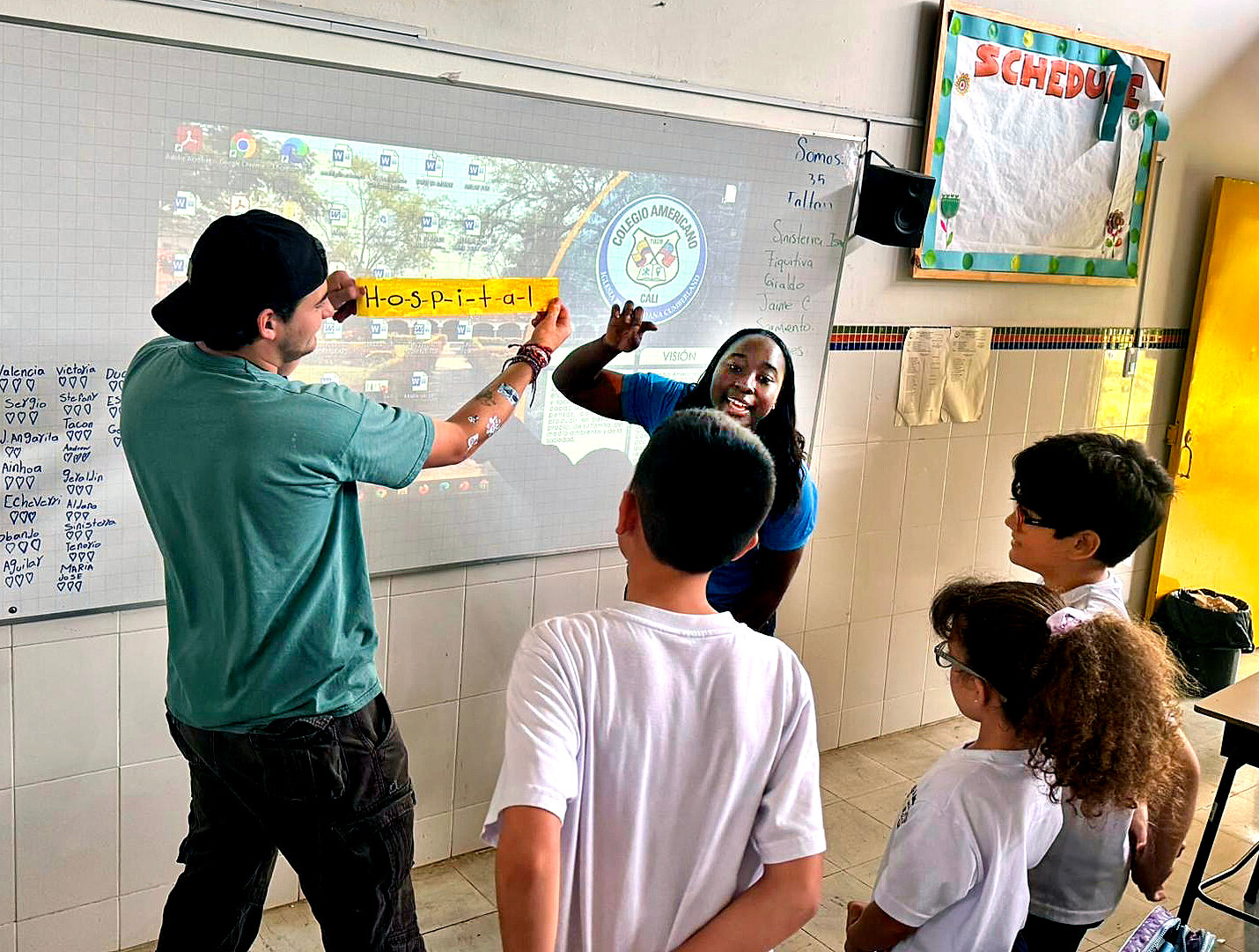 20250525-155327-09f-BU-teaching-colombia.jpg