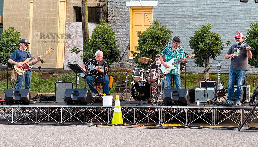 James Greer Band Starts Nights on Broadway