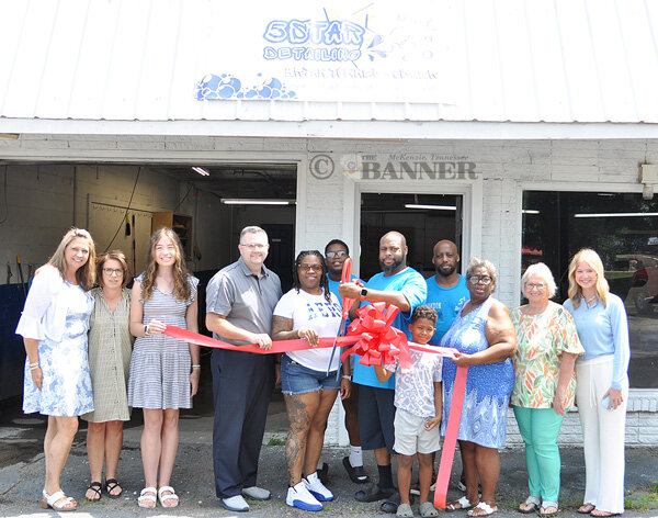 Chamber Hosts Ribbon-Cutting at 5 Star Detailing