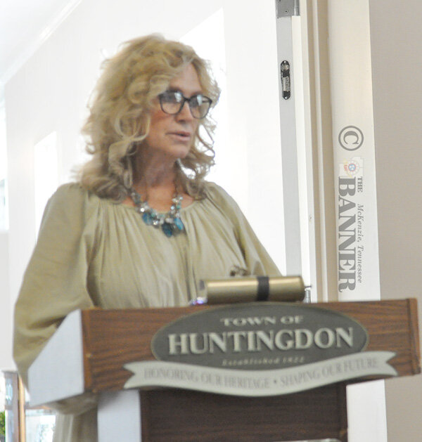 Huntingdon Council Approves Signage Honoring Carl Mann