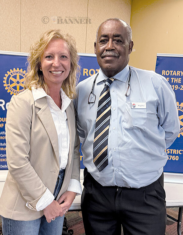 Circuit Court Clerk Bradberry Speaks to Rotary