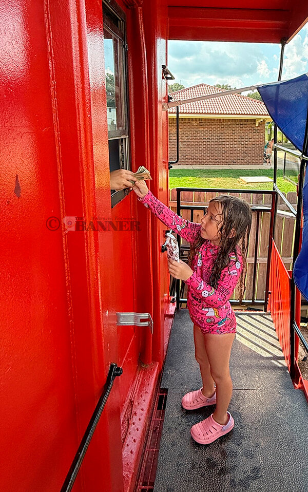Red Caboose Concessions Offer Relief Amid Heatwave