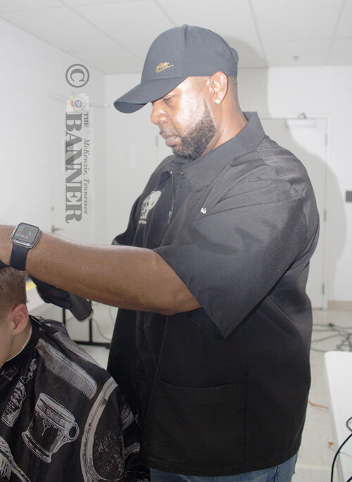 20250728-131255-465-web2-Webb-BTS-barber.jpg