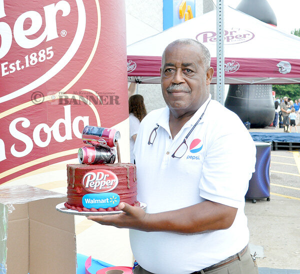20250805-103819-aff-web2-Walmart-Price-cake-DSC_0066.jpg