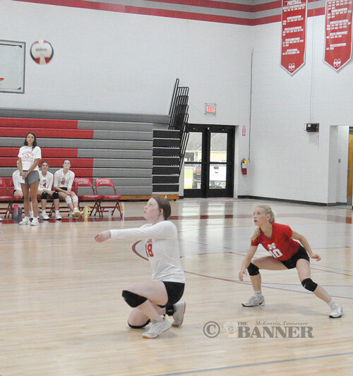 20250901-123109-153-web2-CBurgatMHS-volley-Barden-DSC_0085.jpg