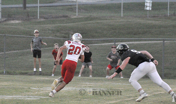 Rebels Sink Vikings, 42-0