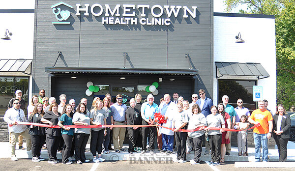 Hometown Health Hosts Grand Opening, Ribbon-Cutting in Greenfield