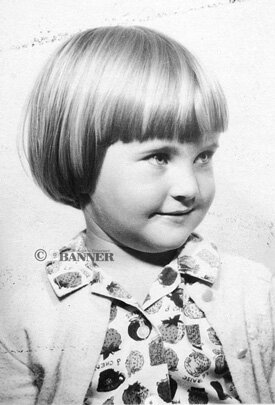 20250923-125014-77c-web2-teresa-carter-girl.jpg