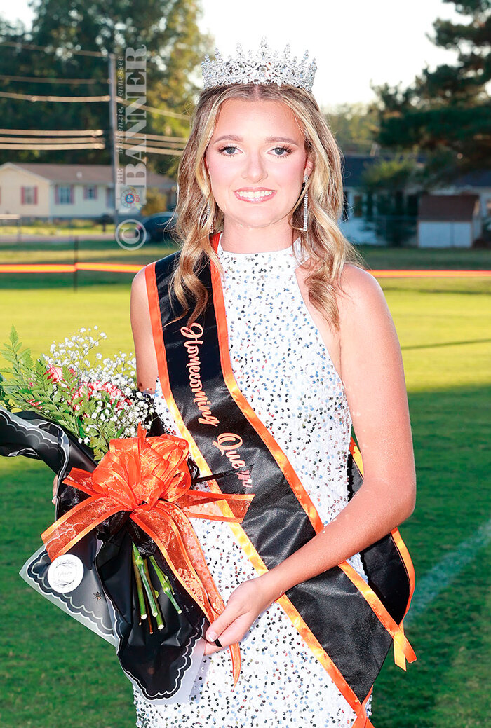 20251006-103410-350-WEB2-gjhs-queen_61A3765.jpg
