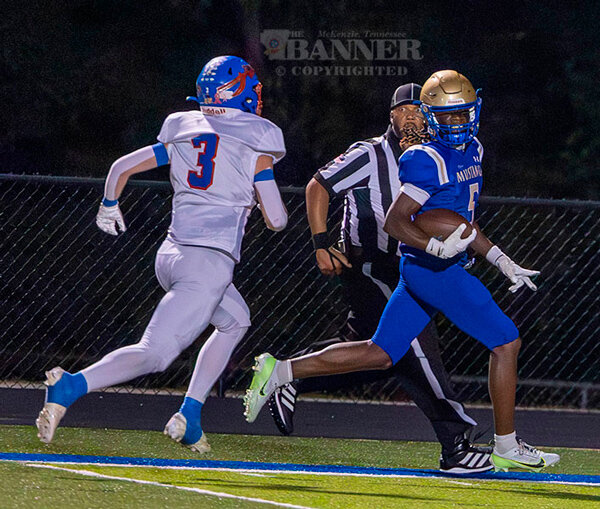 20251013-105112-da3-web2-HHS-FB-Hutch-6K8A6822.jpg