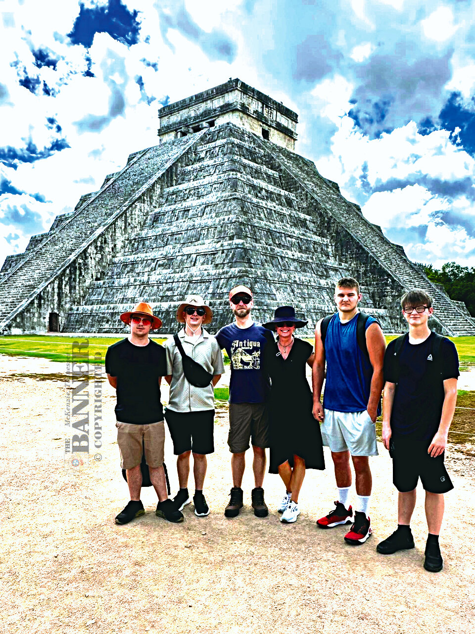 Gleason, Greenfield Students Visit Mayan Ruins with Bethel University Global Studies