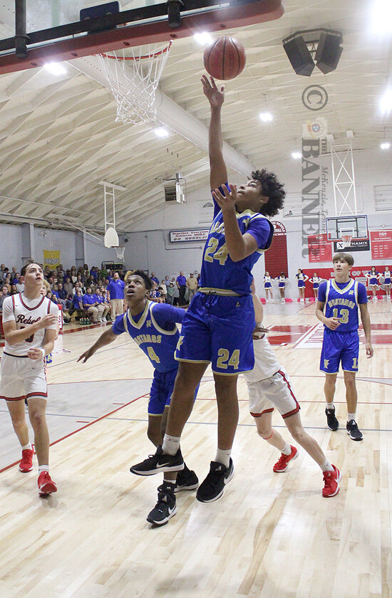 Huntingdon Sweeps McKenzie