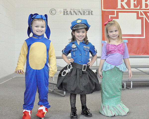 20251028-122947-662-web2-MES-FallFest-costume-3-4PreK-DSC_0238.jpg