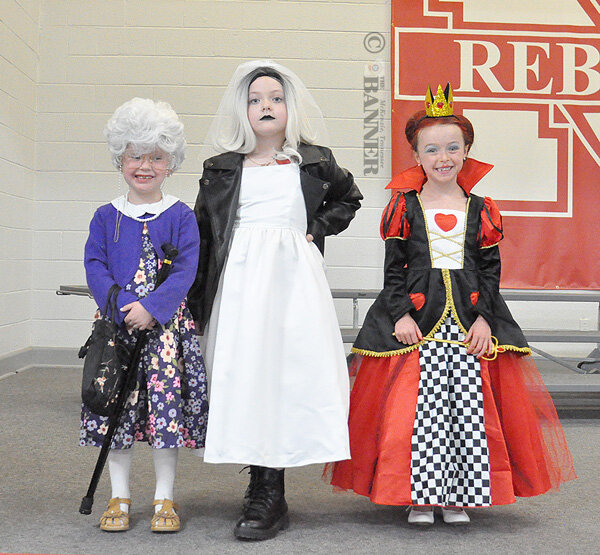 20251028-122947-63a-web2-MES-FallFest-costume-First-DSC_0244.jpg