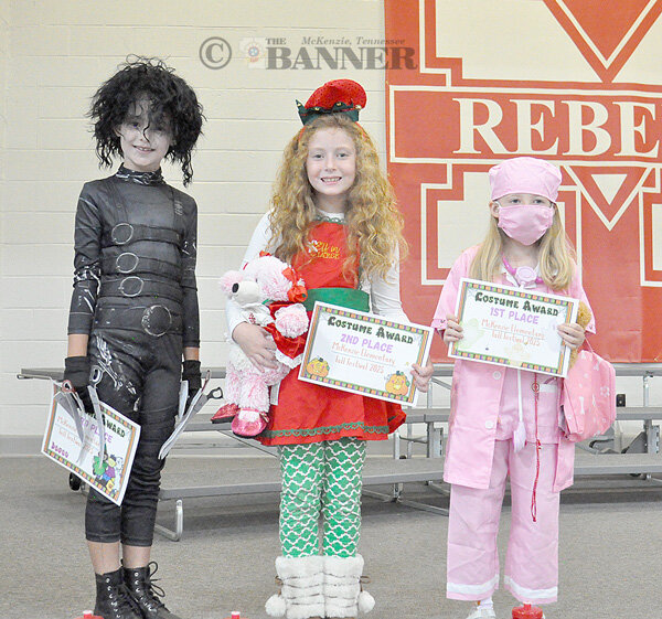 20251028-122949-cee-web2-MES-FallFest-costume-Second-DSC_0253.jpg