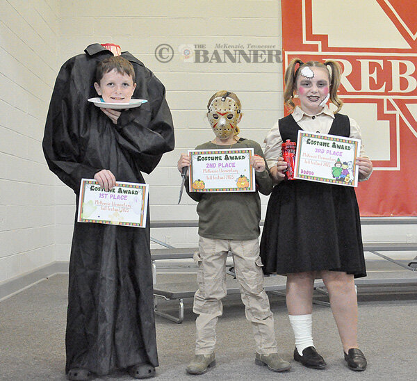 20251028-122948-3e5-web2-MES-FallFest-costume-Fourth-DSC_0263.jpg
