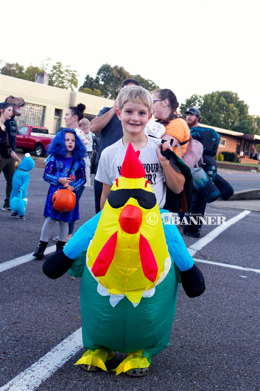 20251028-123947-224-web2-McK-Boo-Bash-Chicken_MG_4729.jpg