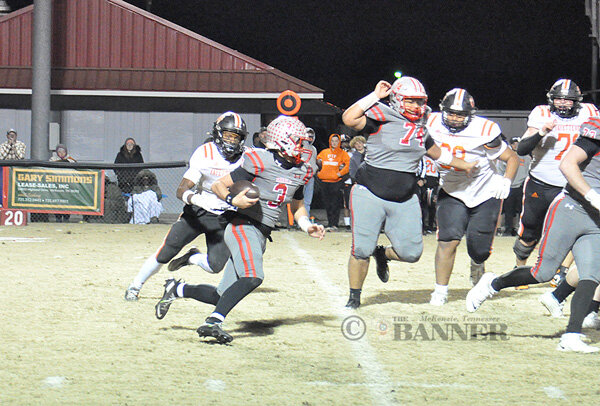 Rebels Dominate Tigers, Advance to Title Game