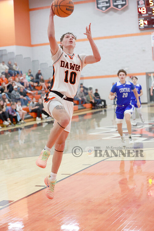 Photo by Joel Washburn/The Banner