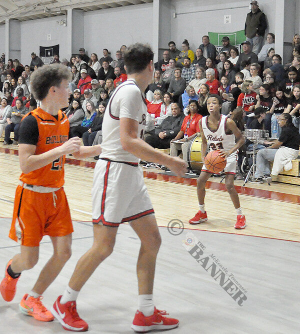 Lady Bulldogs, Rebels Claim Wins