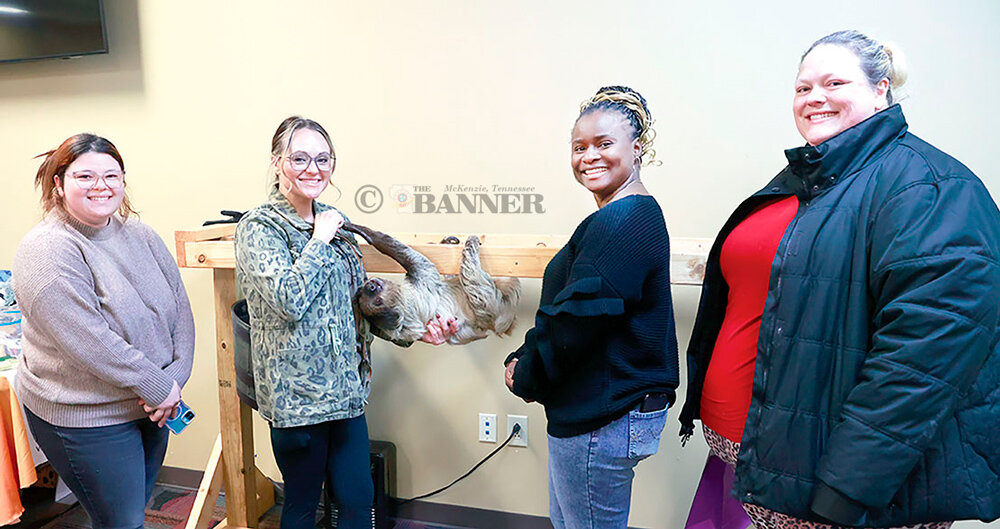 Bethel Students Enjoy Two-Toed Sloth’s Visit
